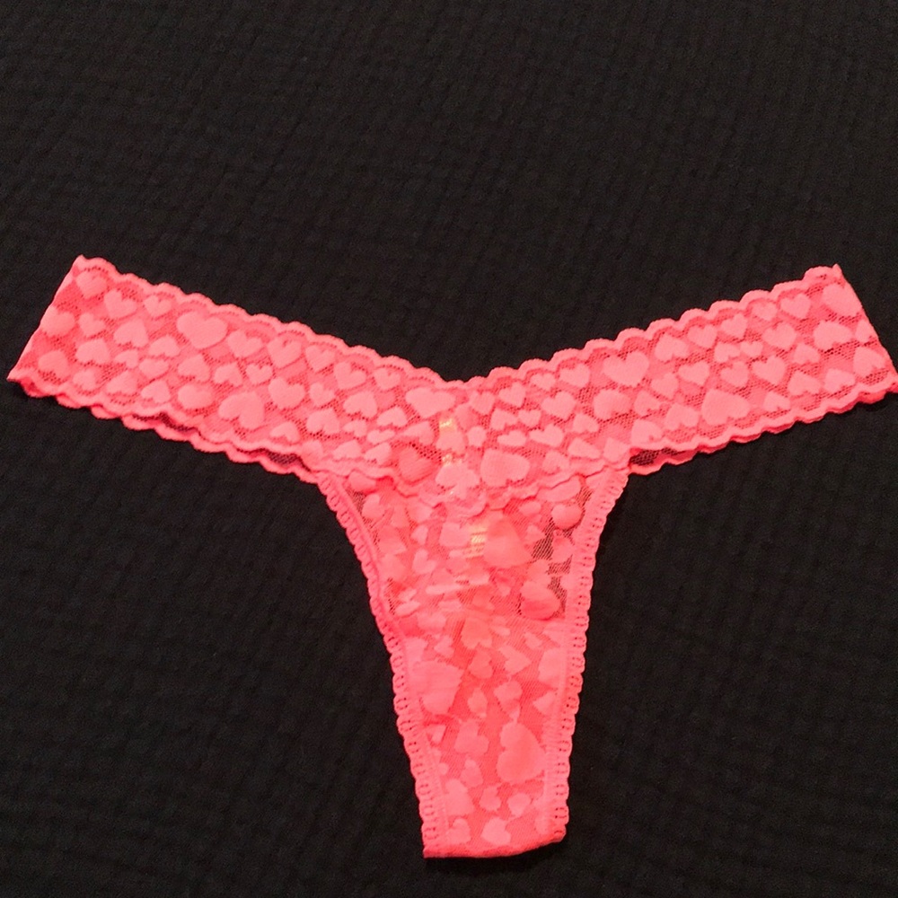 NWOT Victoria’s Secret The Lacie hot pink heart lace thong Size OS